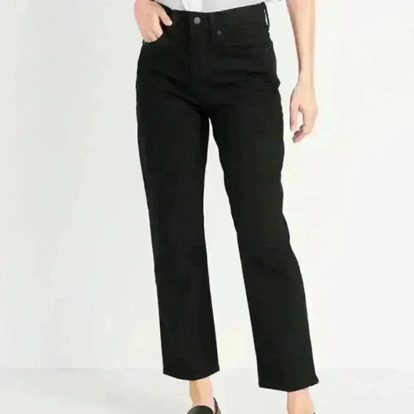 Old Navy Extra High-Waisted Sky-Hi Straight Black Jeans for Women - Picture 7 of 13